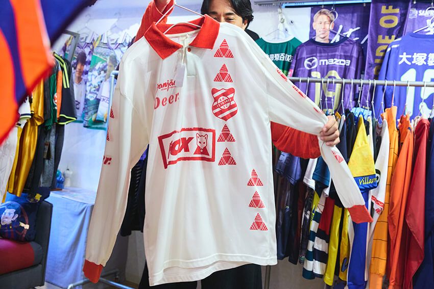 【祝・W杯】サッカーユニ、実はマイナーの方が狙い目!? 鈴木真悟が古着店で見つけた人と被らないゲームシャツ - 37枚目の画像