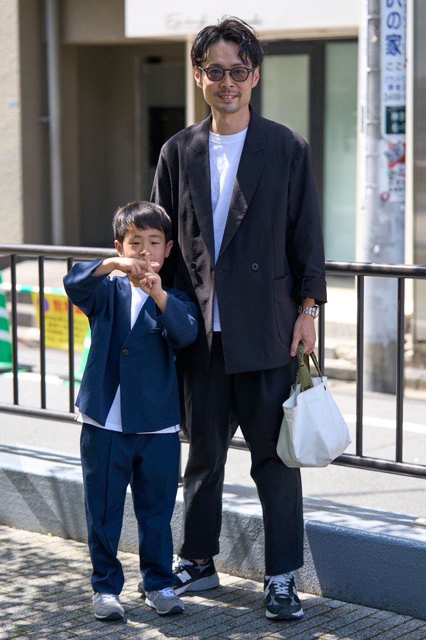 父親の足元は機動力バツグンの「ニューバランス」が大人気！ リアルコーデ“パパ”ラッチ5選 - 4枚目の画像