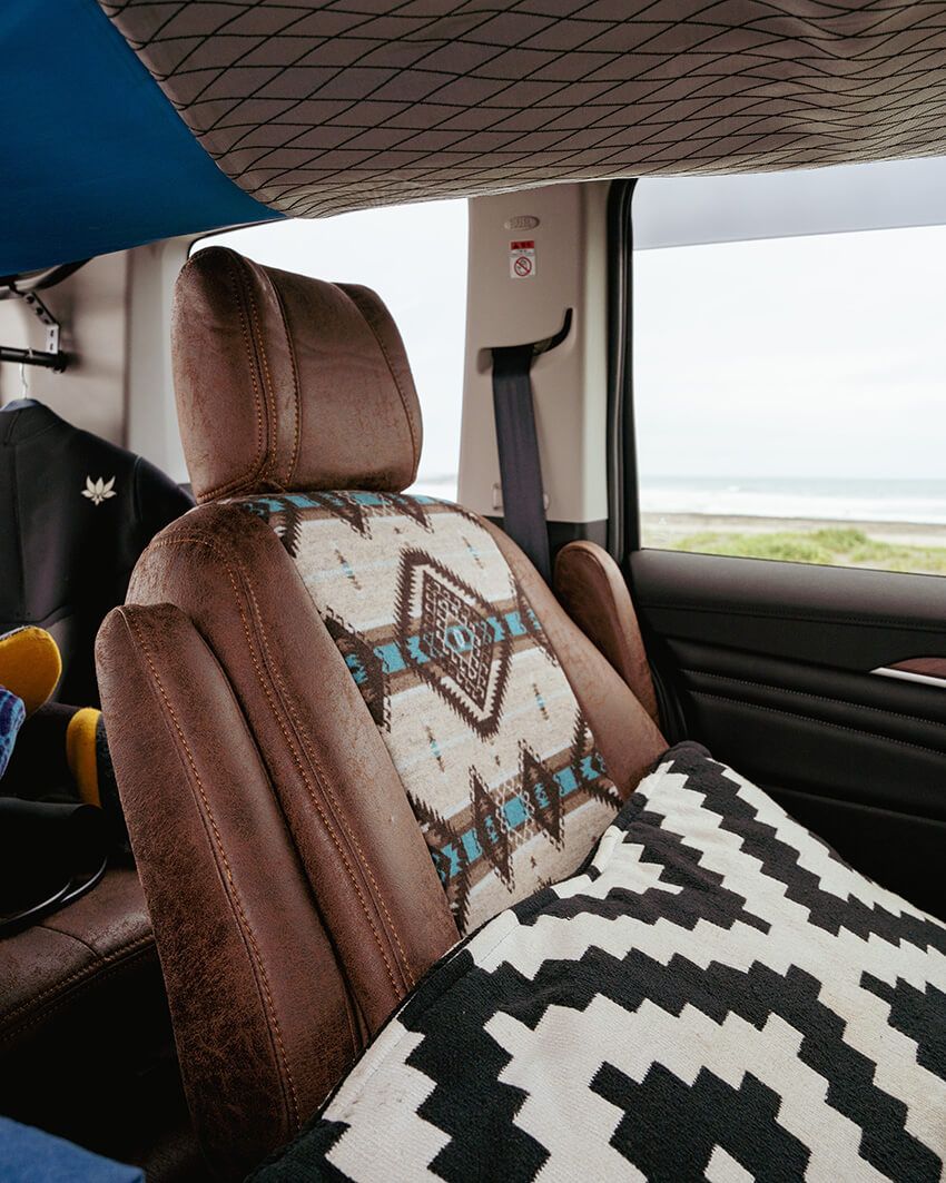 駿河太郎の愛車「三菱デリカD:5」はリセール無視のアメ車仕様！内装まで徹底的にこだわった武骨カスタム - 19枚目の画像