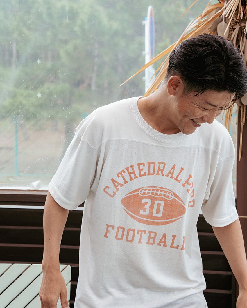 「基本、デニムは穿かん」は撤回!? 俳優・駿河太郎が魅せる“夏のアメカジミックススタイル” - 11枚目の画像
