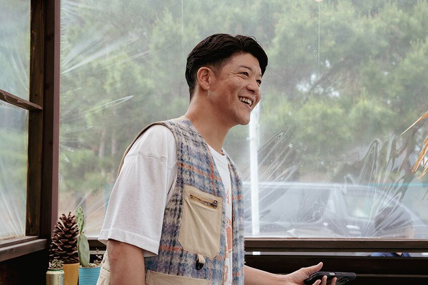 「基本、デニムは穿かん」は撤回!? 俳優・駿河太郎が魅せる“夏のアメカジミックススタイル” - 16枚目の画像