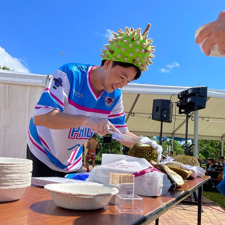 タイ移住したサッカー元日本代表「夢はドリアン王。日本にも広めたい」農家見習いとしての現在地と未来 - 15枚目の画像
