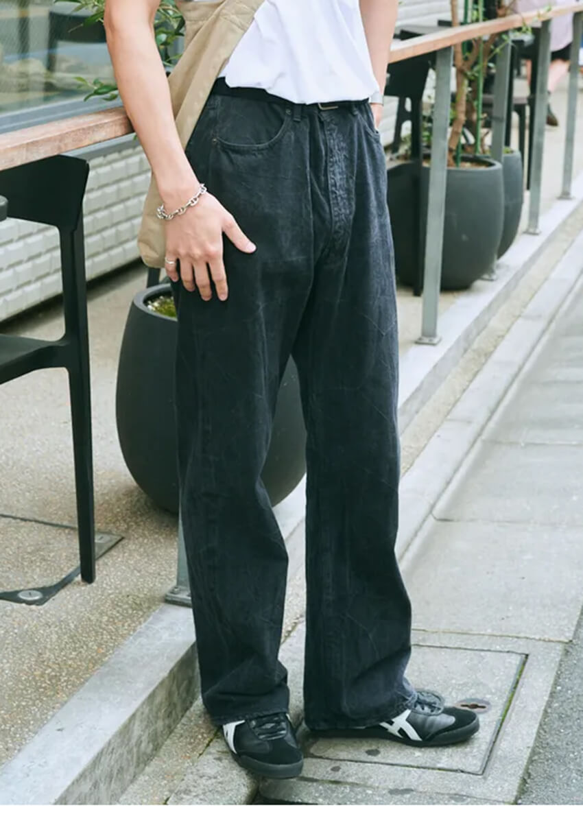 超希少　auraleeとスタイリスト私物﻿﻿ パンツ5 comoli ennoy 街の大人は「オーラリーのパンツ率」が高めだった！リアルトレンドを5