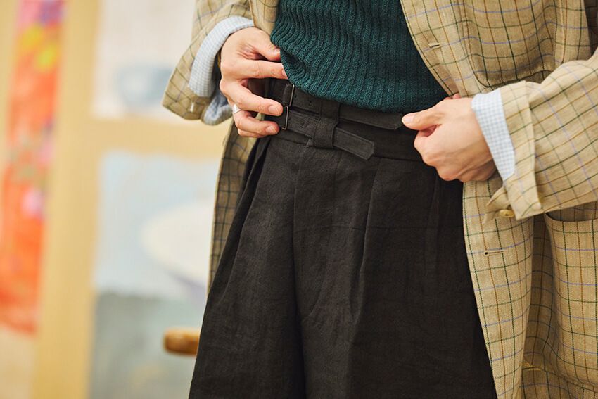 「大人の黒ショーツ」はシャツorジャケット合わせが正解！プロ直伝「グルカショーツ」の極意 - 14枚目の画像