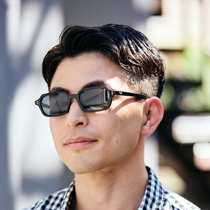 Metaも話題の「レイバン」は夏の男の大定番！街でパパラッチしたコーデ好例 - 1枚目の画像