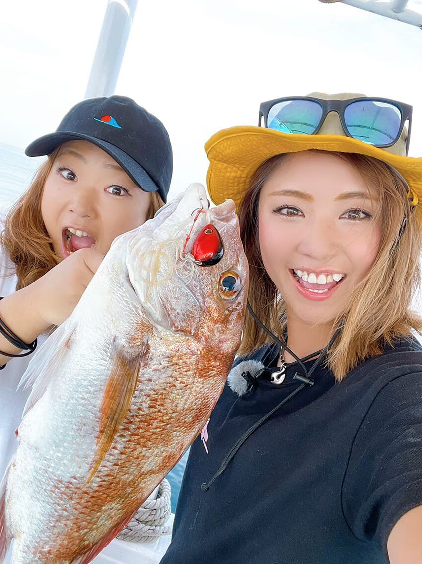釣り仲間のにっしゃんと2人。