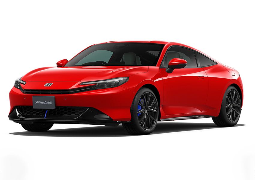 2025年に復活したホンダ「プレリュード」。低く伸びやかな姿に、ハイブリッドの走りと日常で使える荷室を備える。
