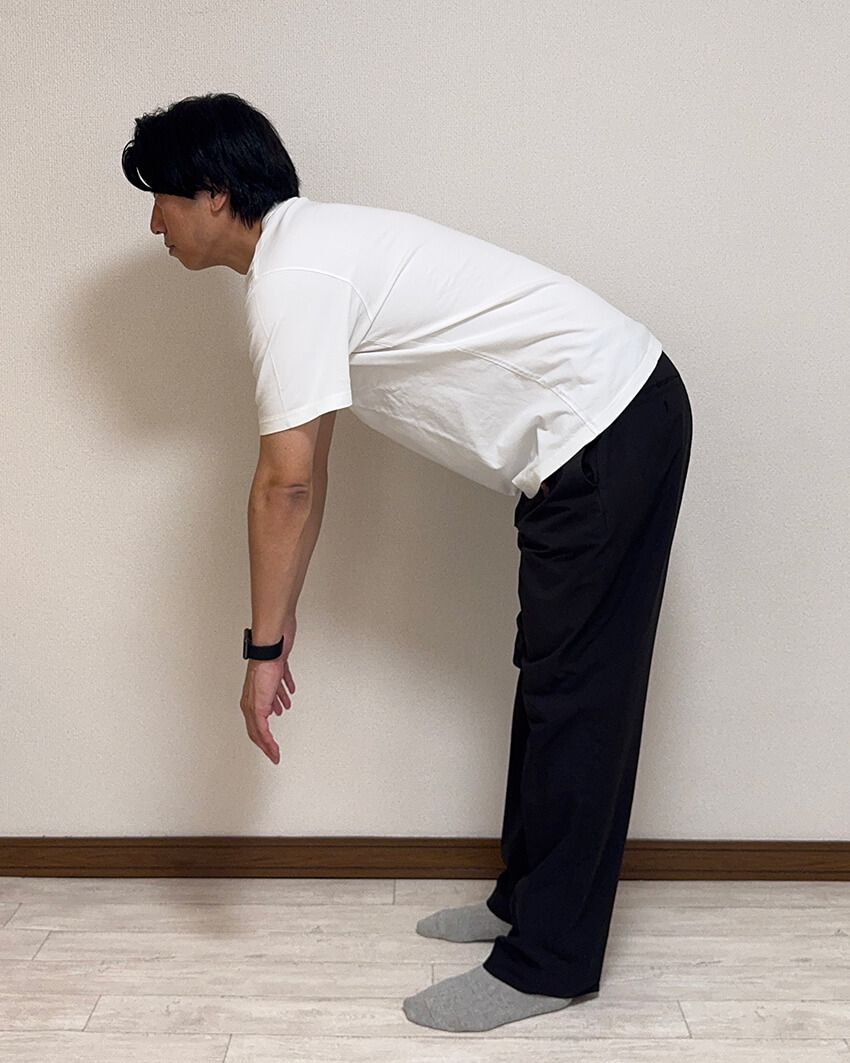 Tシャツの季節は姿勢の悪さが目立つ!? 大人気整体師が教える“巻き肩リセットストレッチ” - 6枚目の画像