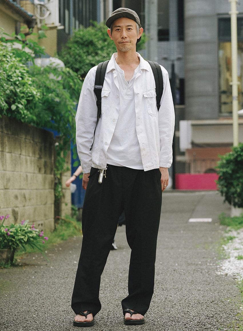 シャツ、カットソー、パンツ＝古着