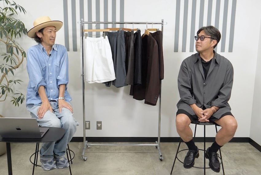 ［左］原 亮太●OCEANS統括編集長。’79年生まれ。落語好きな愛知県出身者。シャツ／古着、デニム／リーバイス、靴／ニューバランス（すべて私物）［右］菊池陽之介●’79年生まれ。スタイリスト熊谷隆志氏に師事し、2004年に独立した敏腕。シャツ／シュタイン、ショーツ／バイナルアーカイブ、靴／ウエストン（すべて私物）
