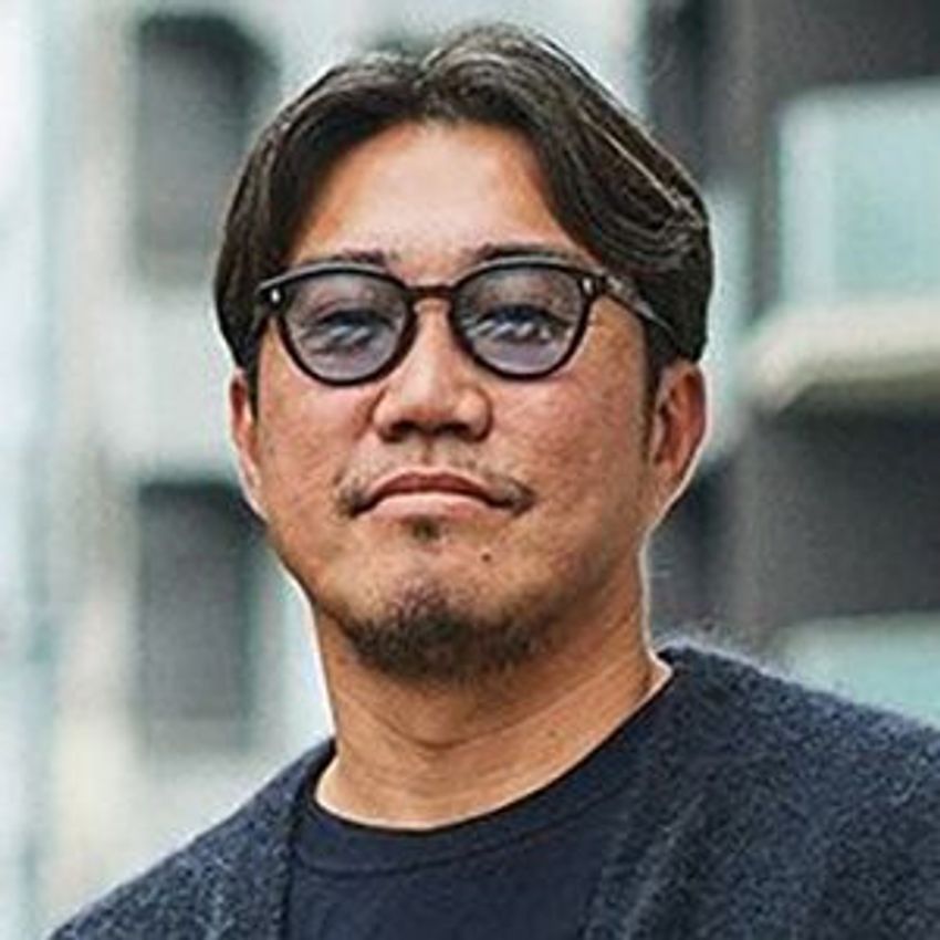 人気スタイリストがリアルに愛用する「大人のサングラス」7選！ レイバン、アヤメetc. - 9枚目の画像