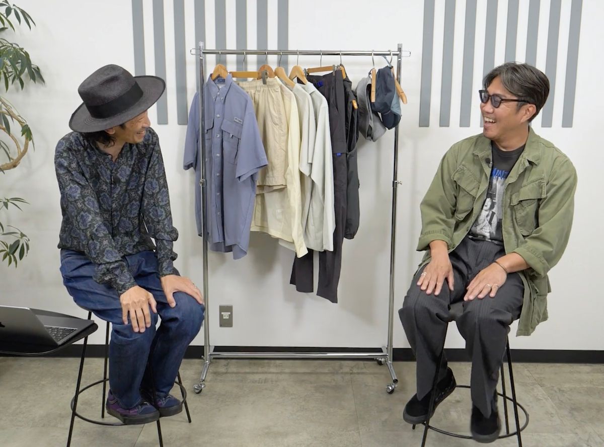 ［左］原 亮太●OCEANS統括編集長。’79年生まれ。落語好きな愛知県出身者。シャツ／バナナタイム、デニム／リーバイス、靴／ヴァンズ（すべて私物）［右］菊池陽之介●’79年生まれ。スタイリスト熊谷隆志氏に師事し、2004年に独立した敏腕。ジャケット、Tシャツ／古着、パンツ／キャンプテンサンシャイン、靴／ヴァンズ（すべて私物）