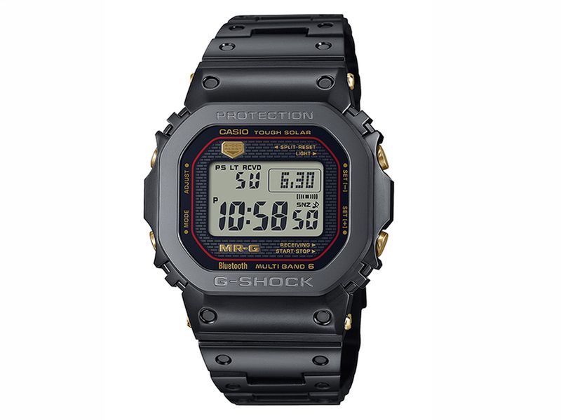 「MRG-B5000B-1JR」。G-SHOCKの原点である5000デザインを、MR-Gの素材、構造、仕上げで再構築したモデル。