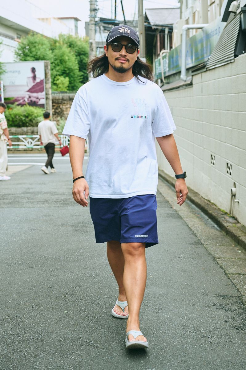 帽子＝ステューシー