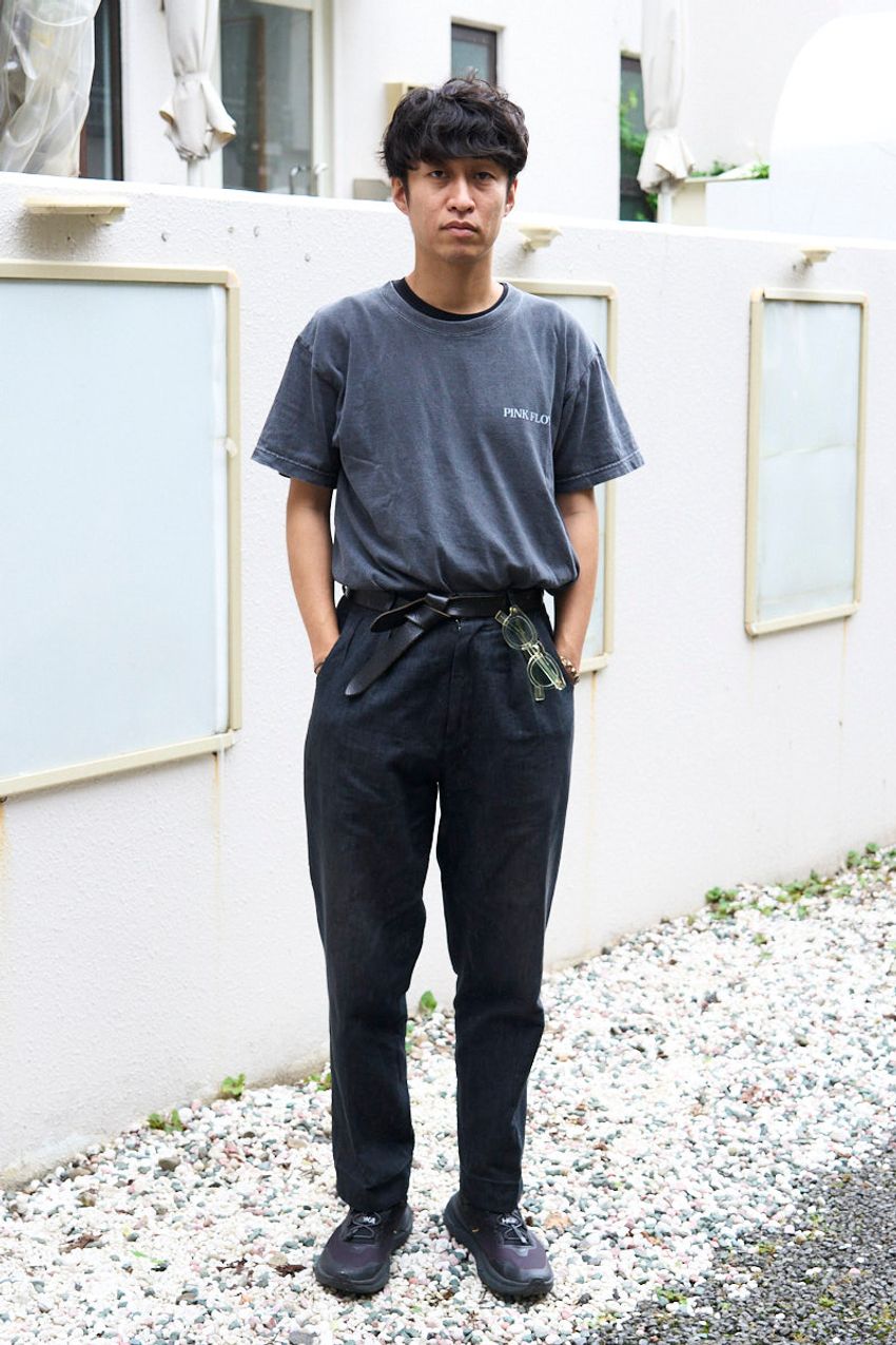 「その黒パン、どこのブランド？」夏の街角で思わず聞いた洒脱なコーデ5選 - 4枚目の画像