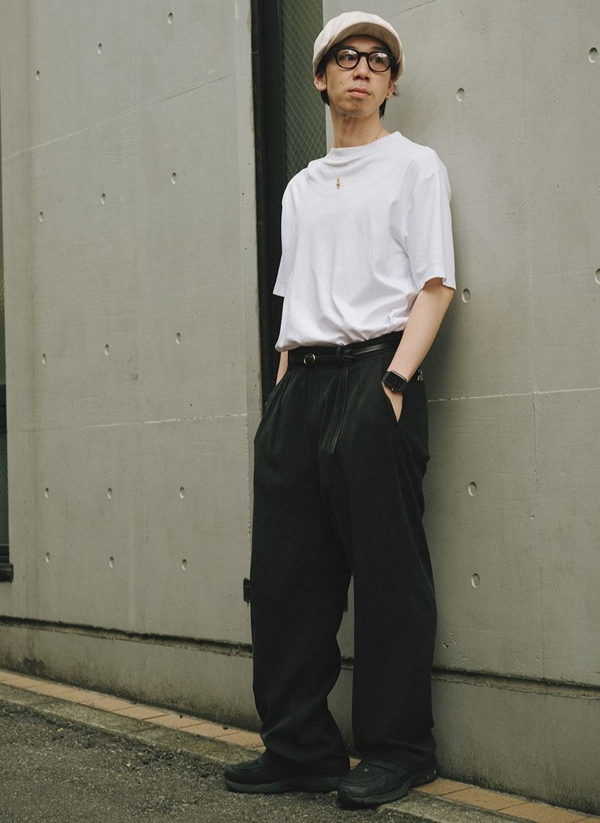 Tシャツ＝スリードッツ