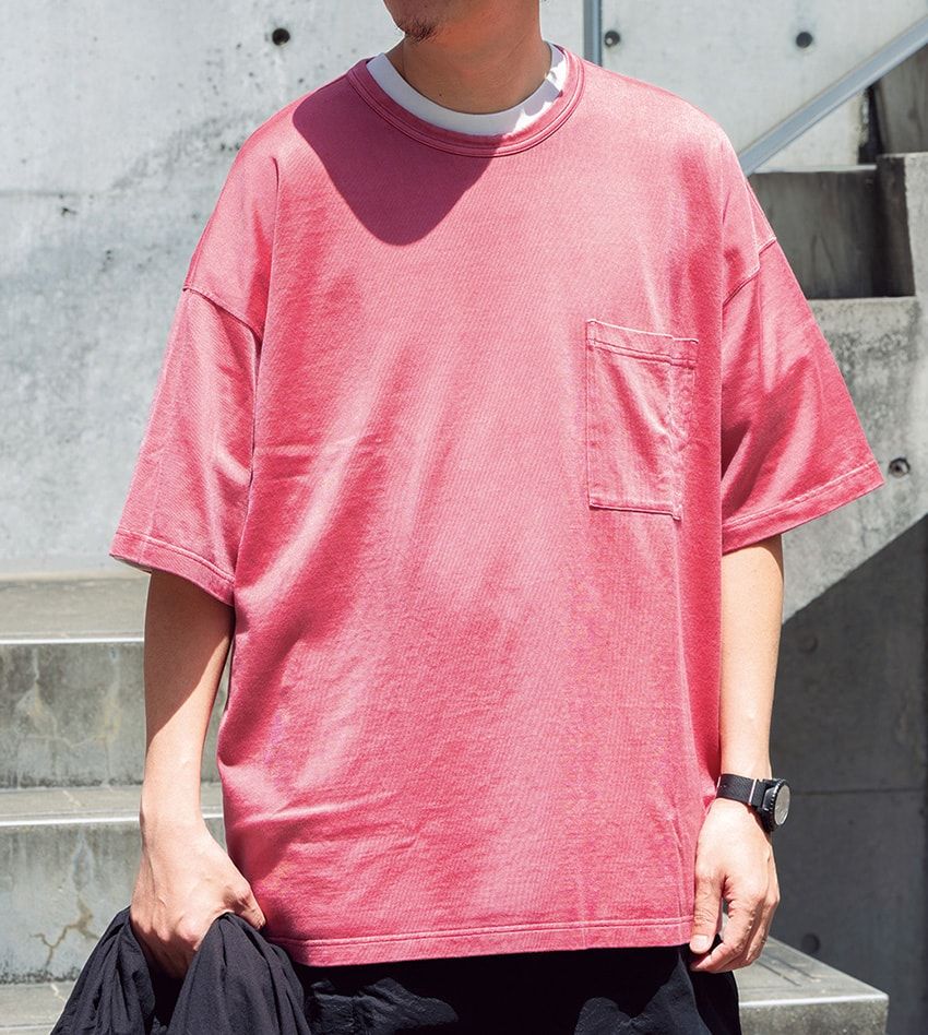 “マジメ”な服は色で遊ぶべし！真夏の脱マンネリコーデに効く“派手色のポイント使い” - 1枚目の画像