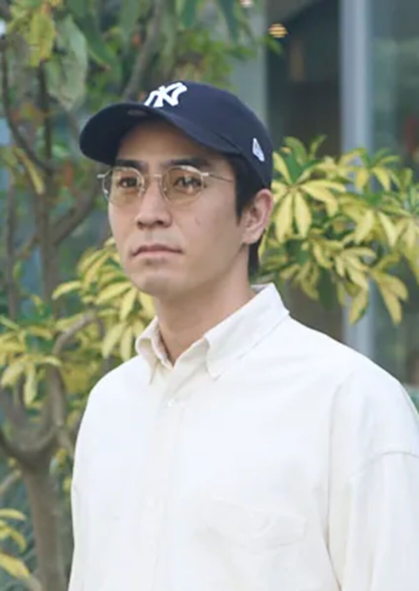 「ニューエラ＝ヤンキース」が結局最強？ 街角で見つけた“NYロゴ”で魅せる大人たち - 1枚目の画像