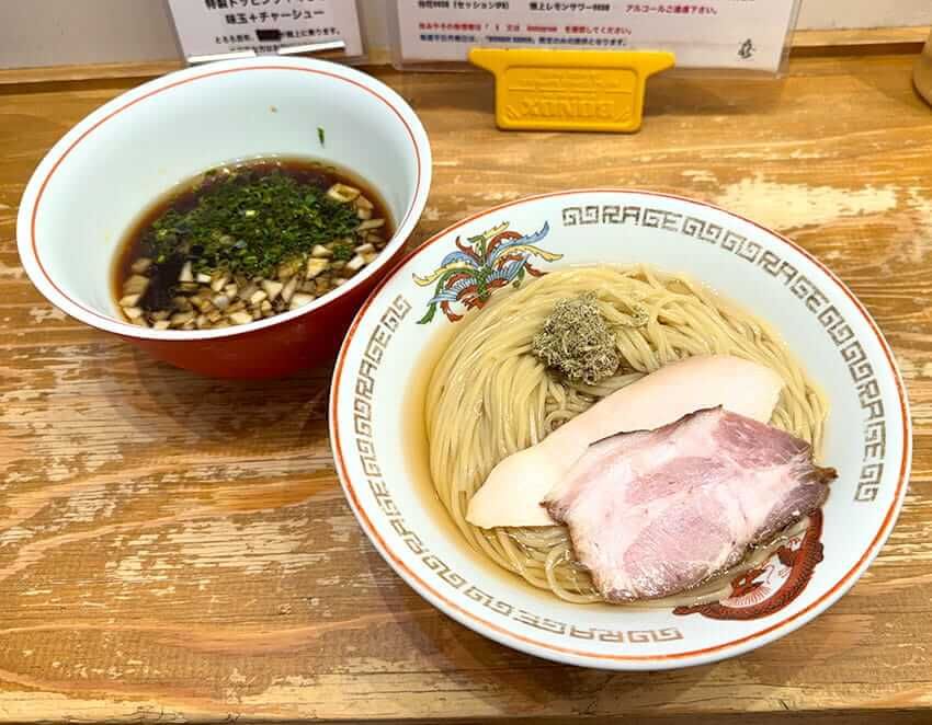 人気YouTuber・SUSURU推薦！酷暑に食べたい“冷やしラーメン”3選。とうもろこし麺、ネバネバまぜそば… - 19枚目の画像