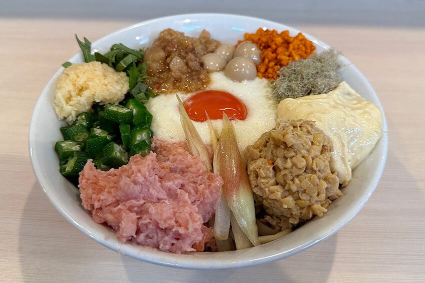 人気YouTuber・SUSURU推薦！酷暑に食べたい“冷やしラーメン”3選。とうもろこし麺、ネバネバまぜそば… - 12枚目の画像