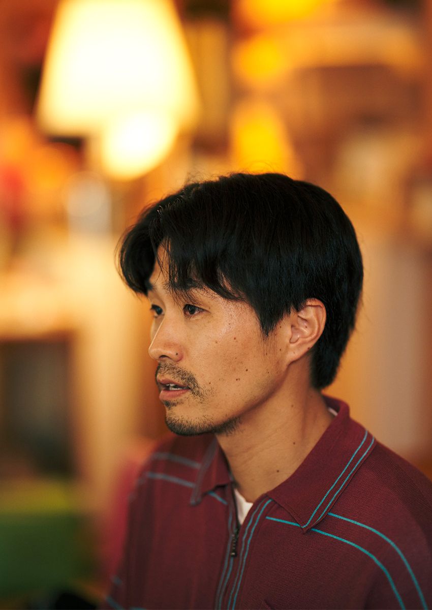 『地獄に落ちるわよ』俳優・細川岳をパパラッチ！ 90年代を感じる私服には、父ともう1人の存在が - 13枚目の画像