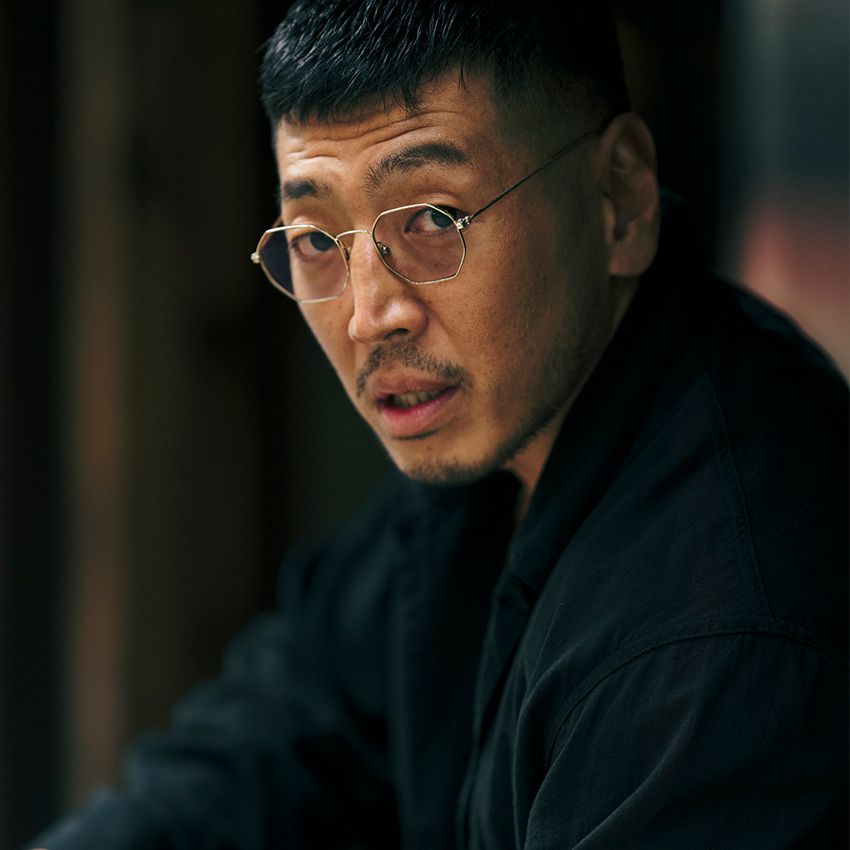 後藤剛範●1983年6月27日生まれ。東京都出身。2007年に国分寺大人倶楽部の舞台に参加し、本格的に舞台俳優としてのキャリアをスタート。その後、オーストラ・マコンドーに籍を移し小劇場を中心に実績を積む。2019年に配信されたNetflixオリジナルドラマ『全裸監督』ではラグビー後藤役を熱演。一躍評価を高め、以降、『大事なことほど小声でささやく』『辰巳』など多くの作品に出演。現在は『TOKYO BURST-犯罪都市-』が公開中。秋には堀井健太役で出演する『マッチングTRUE LOVE』の公開を控える。