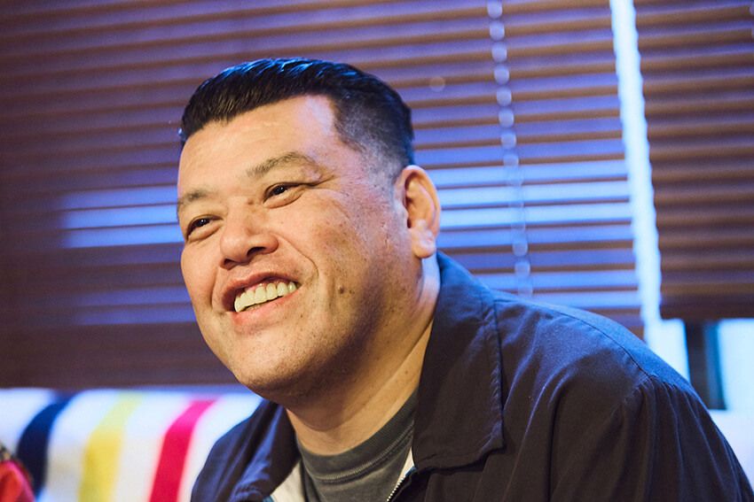 野性爆弾くっきー！のデニムコーデを突撃スナップ。「革ジャンもバイクもいじってなんぼ」の美学 - 25枚目の画像
