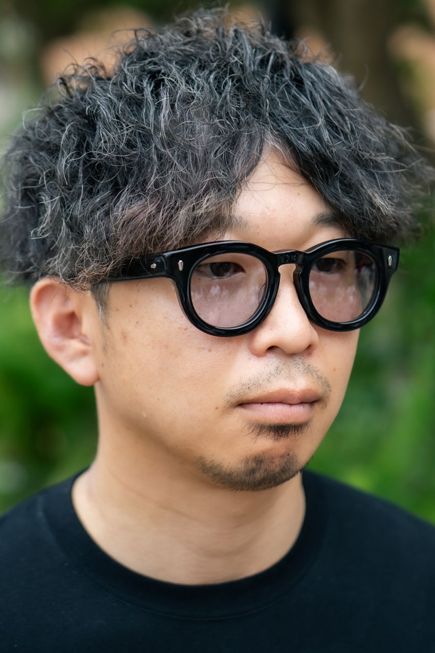 シンプルなのに何故オシャレ？無地Tシャツを攻略した30〜50代の大人をスナップで - 9枚目の画像