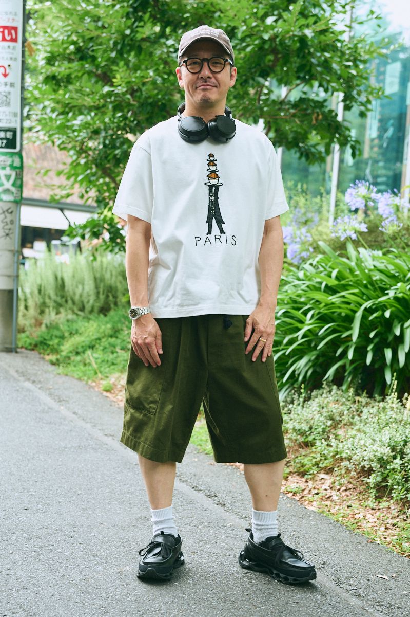 帽子、パンツ＝ともに不明