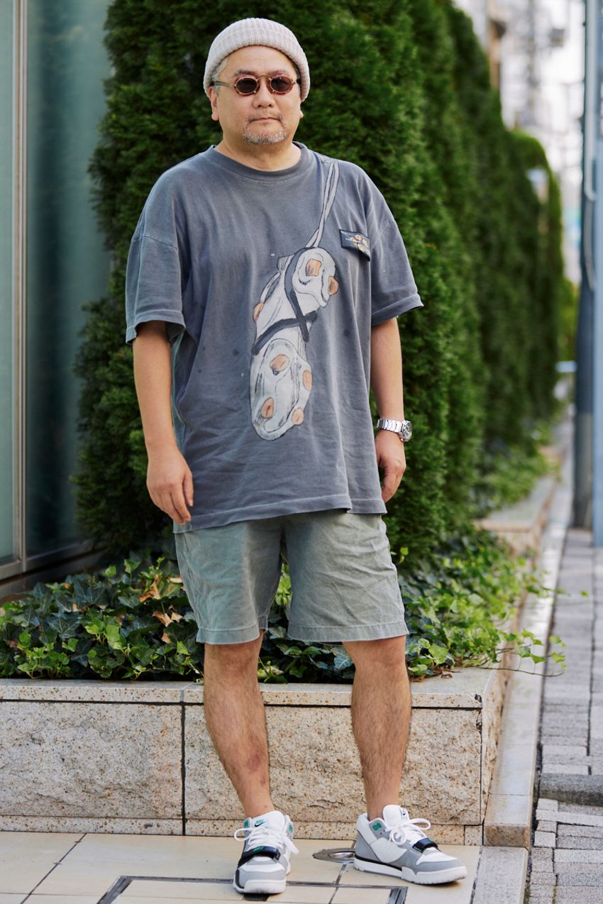50代のTシャツコーデは「ほんのり可愛げ」をプラスせよ！ 色や柄、プリントの選び方 - 6枚目の画像
