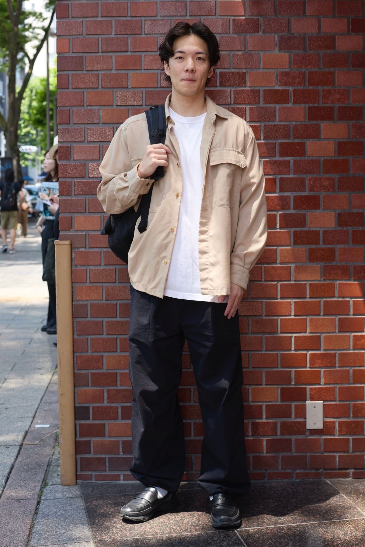 シャツ＝フィフスジェネラルストア