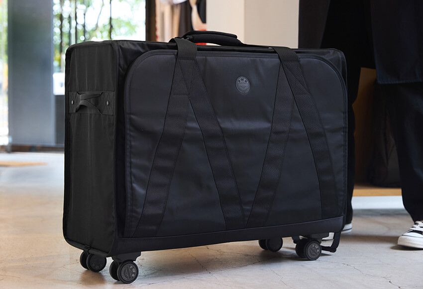 「ポーター」スタッフが推す愛用バッグ3選！ 旅行でも重宝するギミック満載のモデルたち - 27枚目の画像