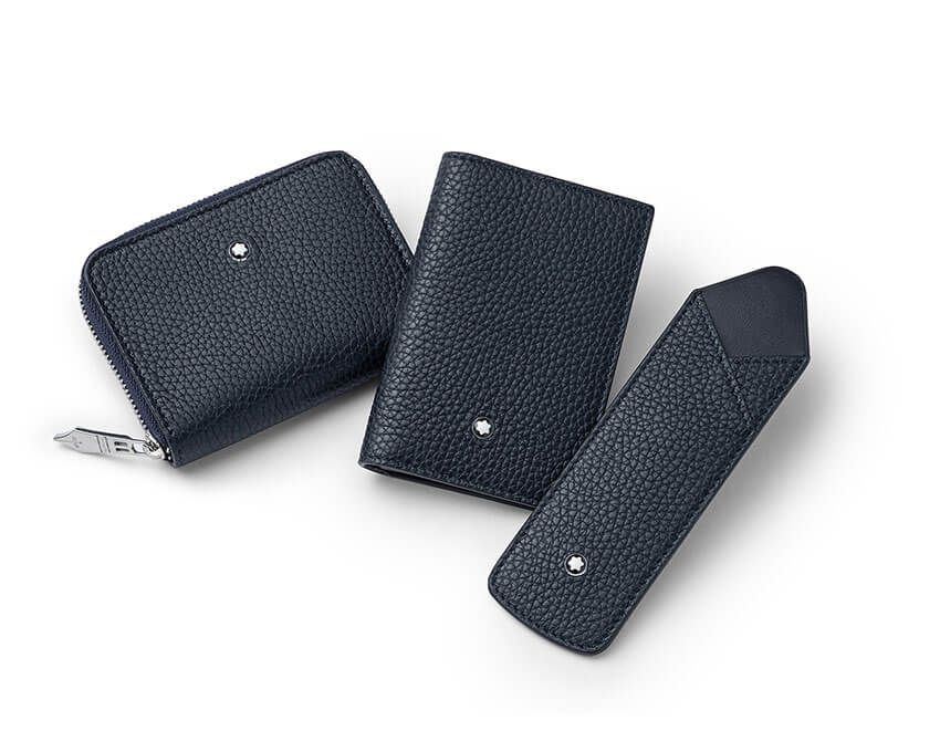 モンブラン エンベロープ コレクション 左からミニウォレット 6万4,900円、カードホルダー5万7,200円、 ペンスリーブ3万5,750円　※伊勢丹新宿 先行販売(モンブラン 0800-333-0102)