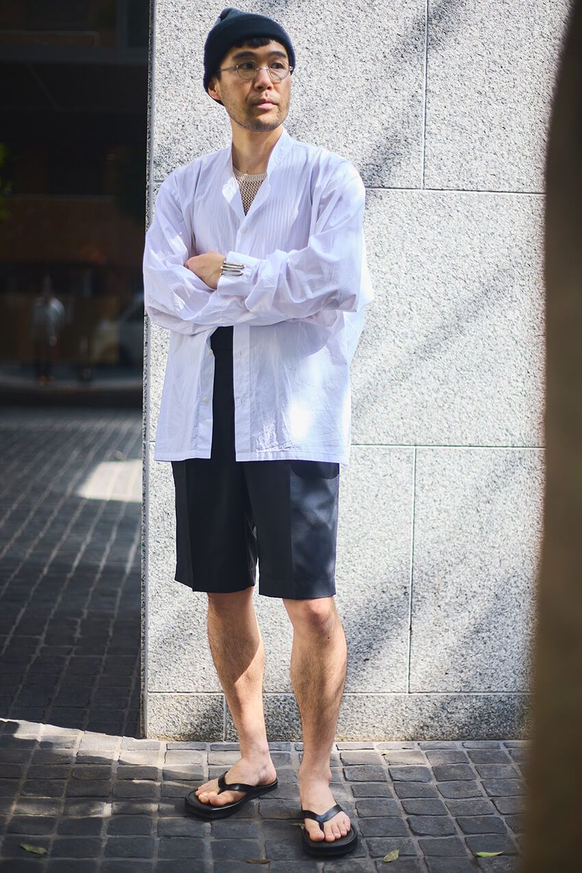“黒ショーツ”のマンネリ問題は「引き算コーデ」で解決！ 元ビームス安武さんに学ぶ大人の着こなし - 6枚目の画像