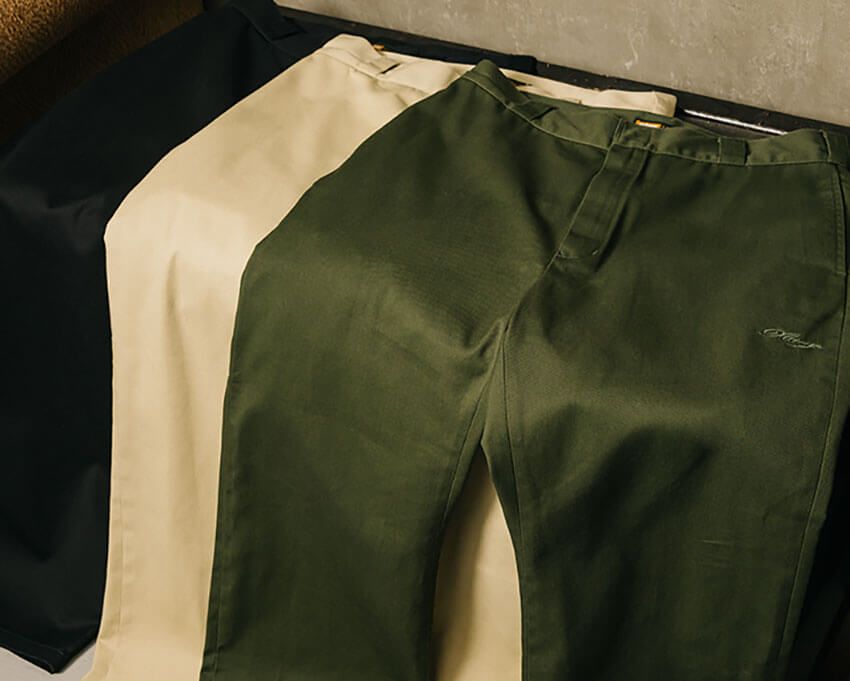 「Original Recycled Twill Formal Pants」各1万3200円／すべてエクストララージ ファブリック　03-5768-2233