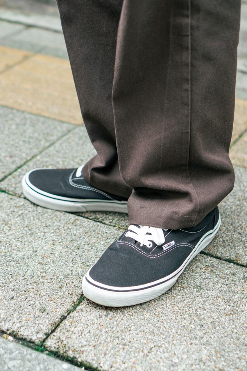 40代の“ヴァンズ事情”。大人が手放せない愛用モデルはなんだ？ 街角調査してみた！ - 11枚目の画像