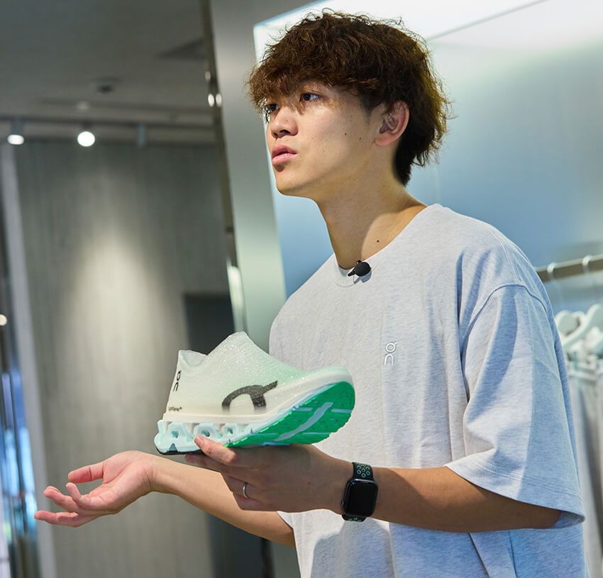 「On」スタッフに聞いた人気スニーカーBEST3＆今狙ってる2足！ 街履きからランまで大公開 - 19枚目の画像