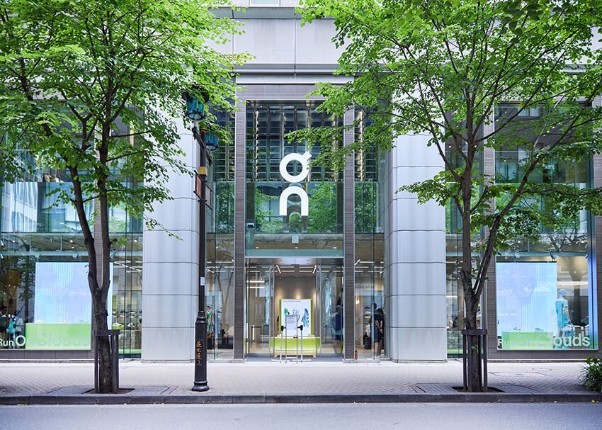 「On」スタッフに聞いた人気スニーカーBEST3＆今狙ってる2足！ 街履きからランまで大公開 - 30枚目の画像