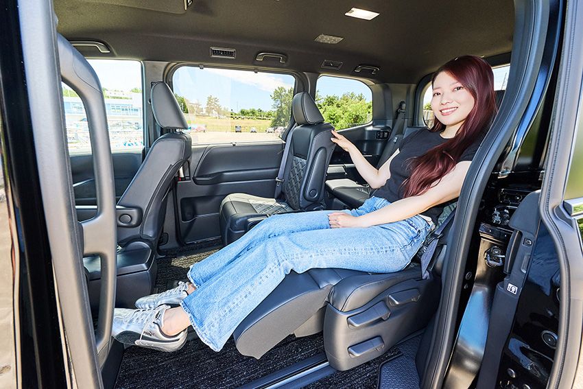 「ノア」じゃ物足りない人へ。トヨタ新型「ヴォクシー」の実車チェックで分かった“買い”の理由 - 37枚目の画像