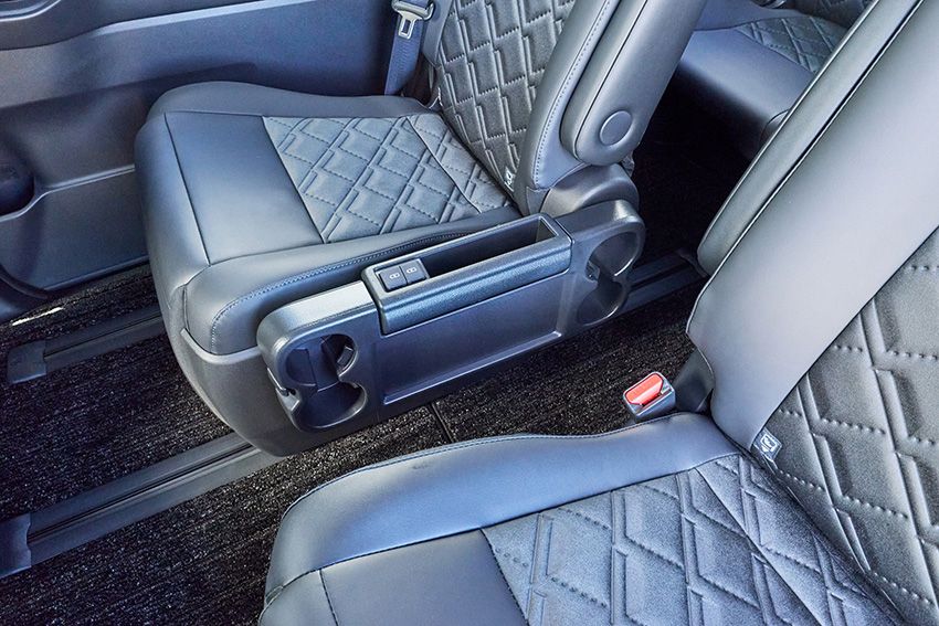 「ノア」じゃ物足りない人へ。トヨタ新型「ヴォクシー」の実車チェックで分かった“買い”の理由 - 57枚目の画像