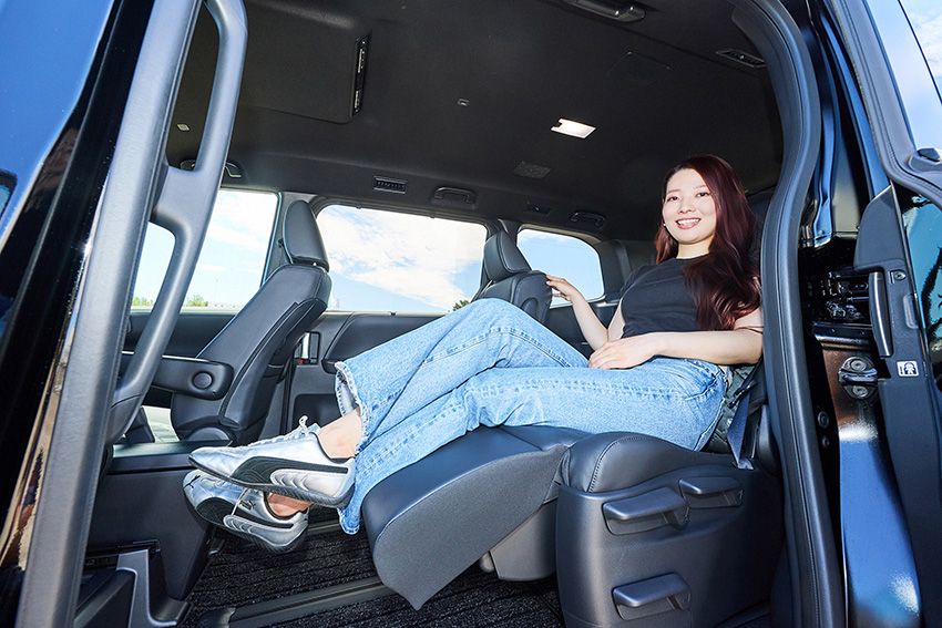 「ノア」じゃ物足りない人へ。トヨタ新型「ヴォクシー」の実車チェックで分かった“買い”の理由 - 38枚目の画像
