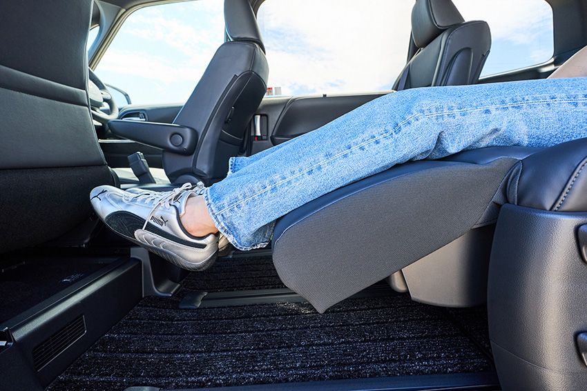 「ノア」じゃ物足りない人へ。トヨタ新型「ヴォクシー」の実車チェックで分かった“買い”の理由 - 50枚目の画像