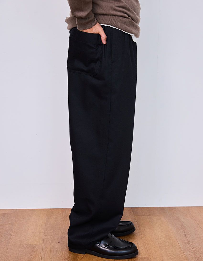 【全て5000円以下】「ユニクロ ユー」の“新作パンツ”全3種を編集部員が履き比べ！9月11日、いよいよ発売 - 14枚目の画像