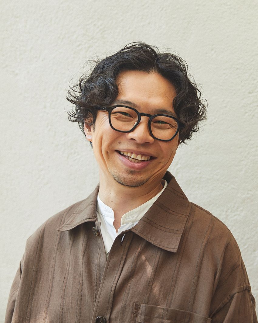 はまの・けんた●1981、年神奈川県生まれ。バンド「在日ファンク」ボーカル兼リーダー。学生時代よりインストゥルメンタルバンド「SAKEROCK」（2015年解散）のメンバーとして活躍。俳優としても多数の作品に出演し、“ハマケン”の相性でも親しまれ、存在感のあるキャラクターで注目を集めている。