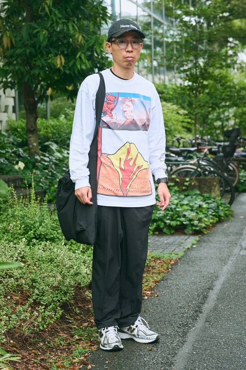 Tシャツ＝ザトリロジーテープス