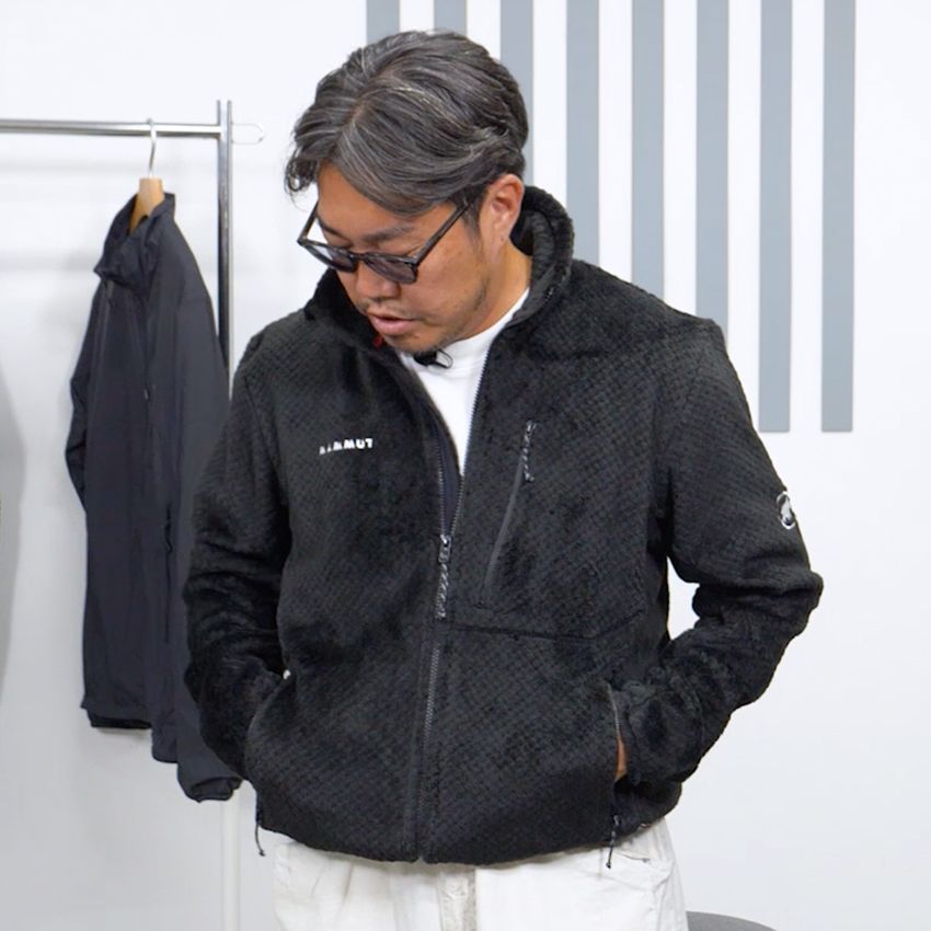 キクチさん（171cm、70kg）は「マムート」のLサイズを着用