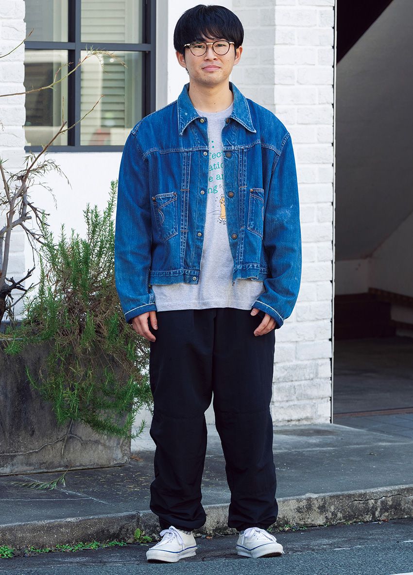 Gジャン、Tシャツ、パンツ＝古着