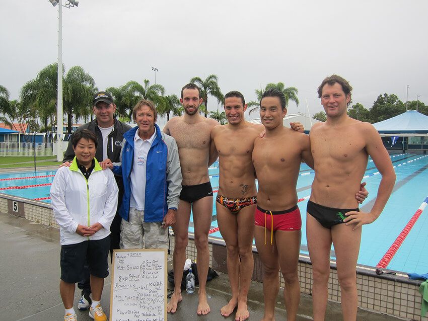 オーストラリア合宿での松田さん。同じプールで、ライフセーバーもトレーニングをしていた。