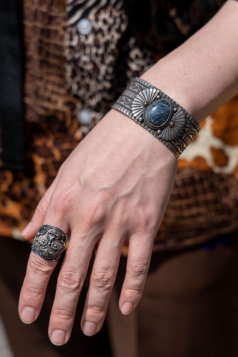 エンジニアド ガーメンツのベストコーディネート | 250825-1734-48 イ・ユノ 7枚目の写真