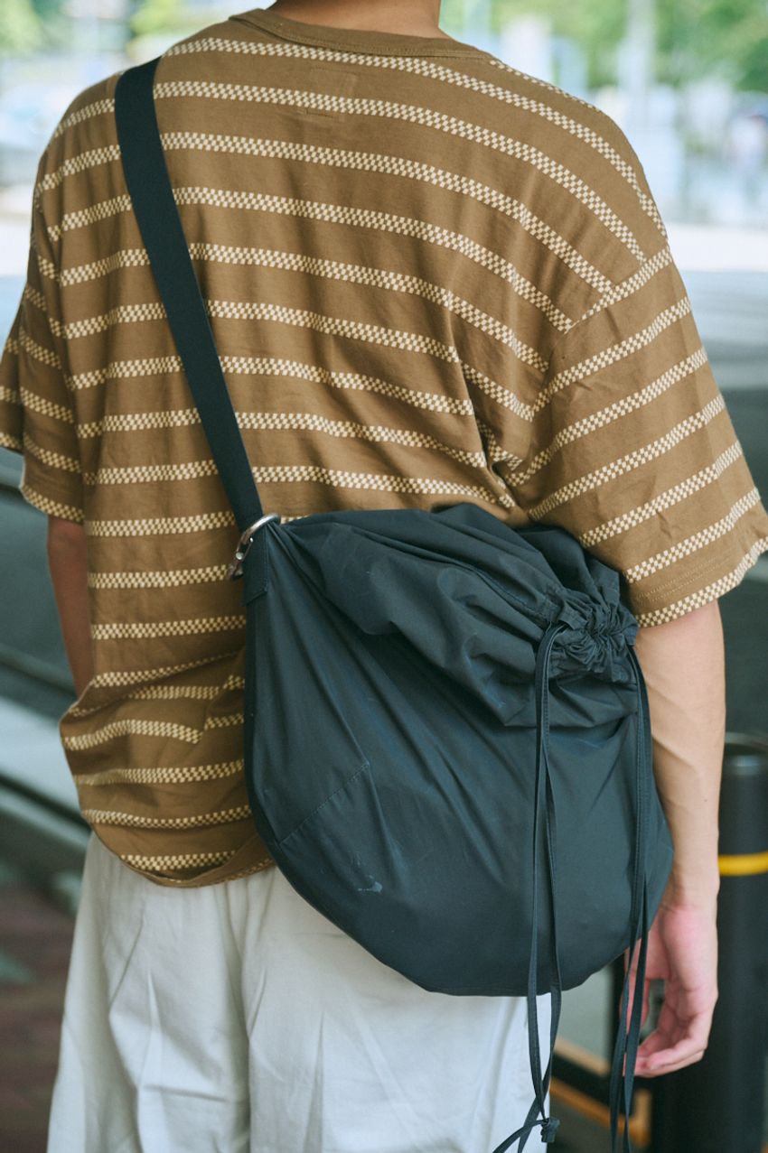 休日は”きちんと”じゃなく、“ゆるっと”。力を抜いたタックインコーデ3選 - 4枚目の画像